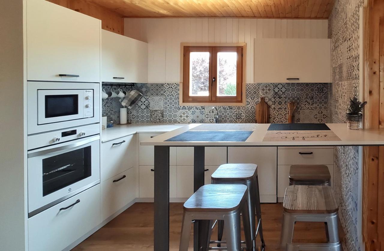 Casita De Madera Villa Girona Eksteriør bilde